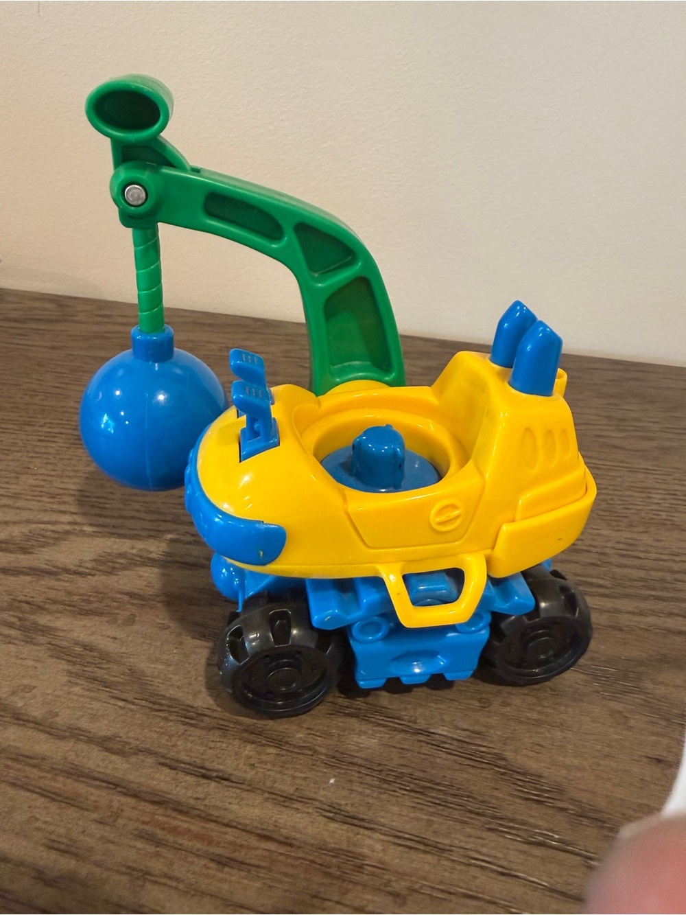 2001 Fisher-Price Little People Wrecking Ball Vehicle Stack ‘n Crash Worksite